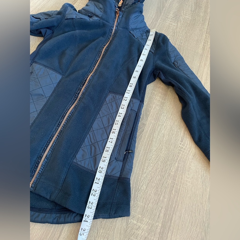Women's Navy Hooded Quilted Fleece Jacket - Picture 10 of 12